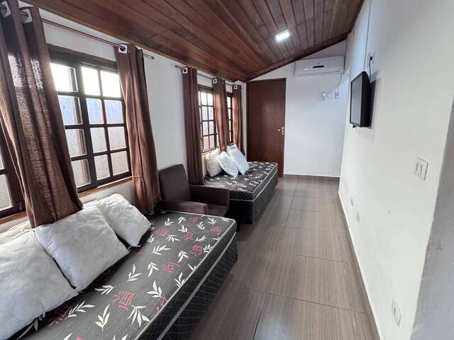 Casa para Venda em São Sebastião - 2